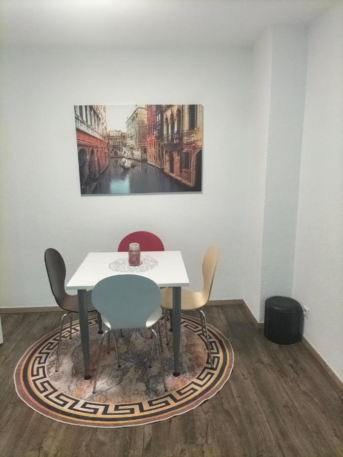 01 Stuttgart Holiday Zewnętrze zdjęcie