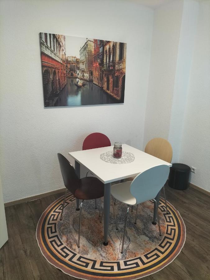 01 Stuttgart Holiday Zewnętrze zdjęcie